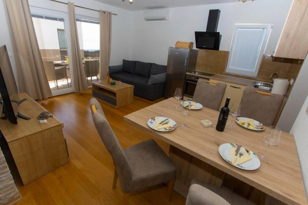Apartments Vladimir #3 Makarska Esterno foto